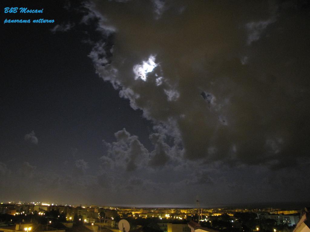 B&B Moscani Salerno Bagian luar foto