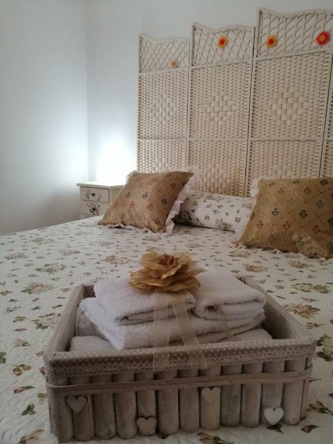 B&B Moscani Salerno Bagian luar foto