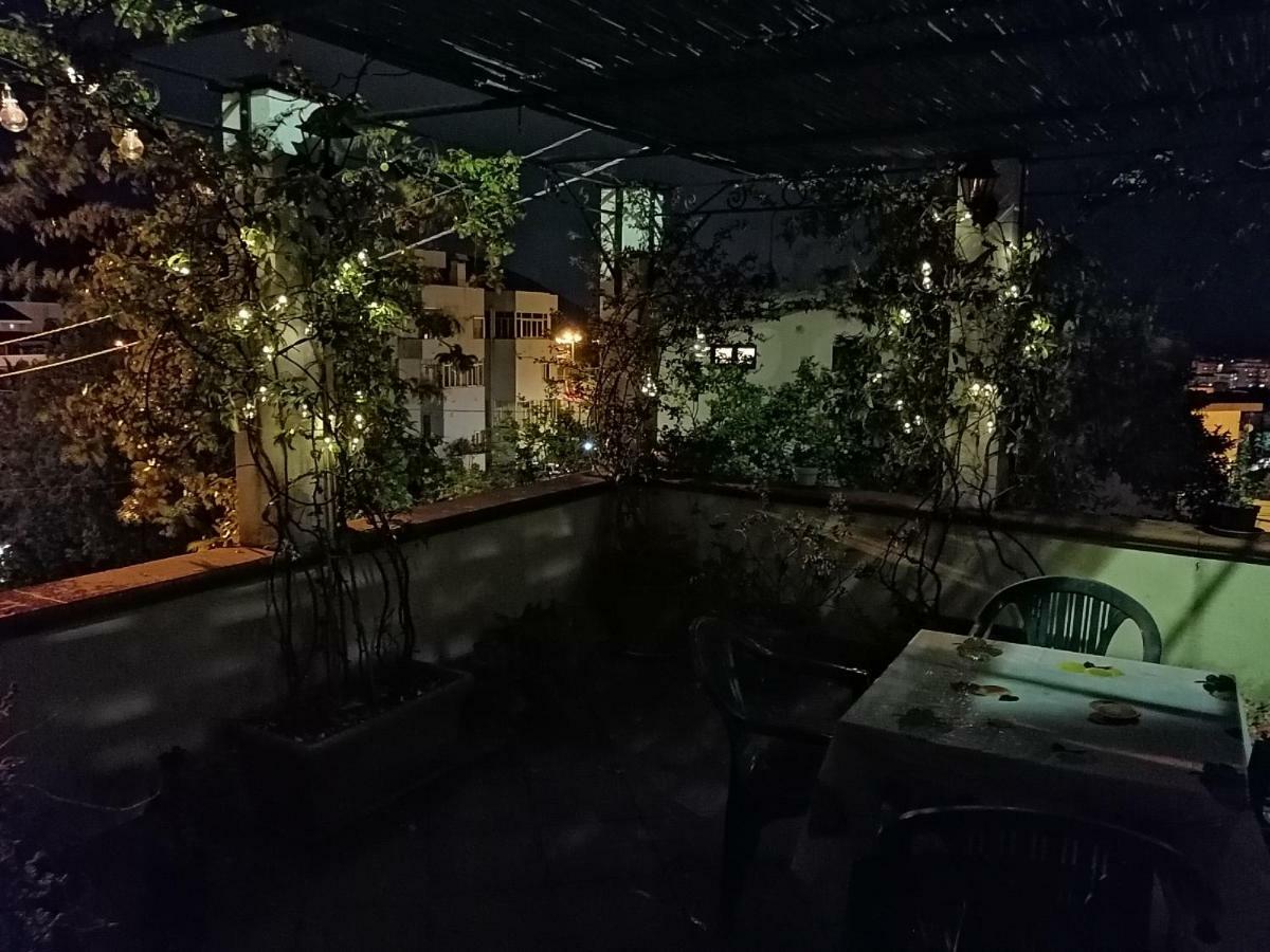 B&B Moscani Salerno Bagian luar foto